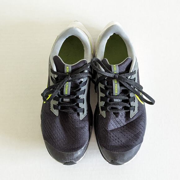 Nike Boys Air Zoom Pegasus 38 Size 7Y CZ4178-005 Black Gray Running Shoes - Picture 4 of 11